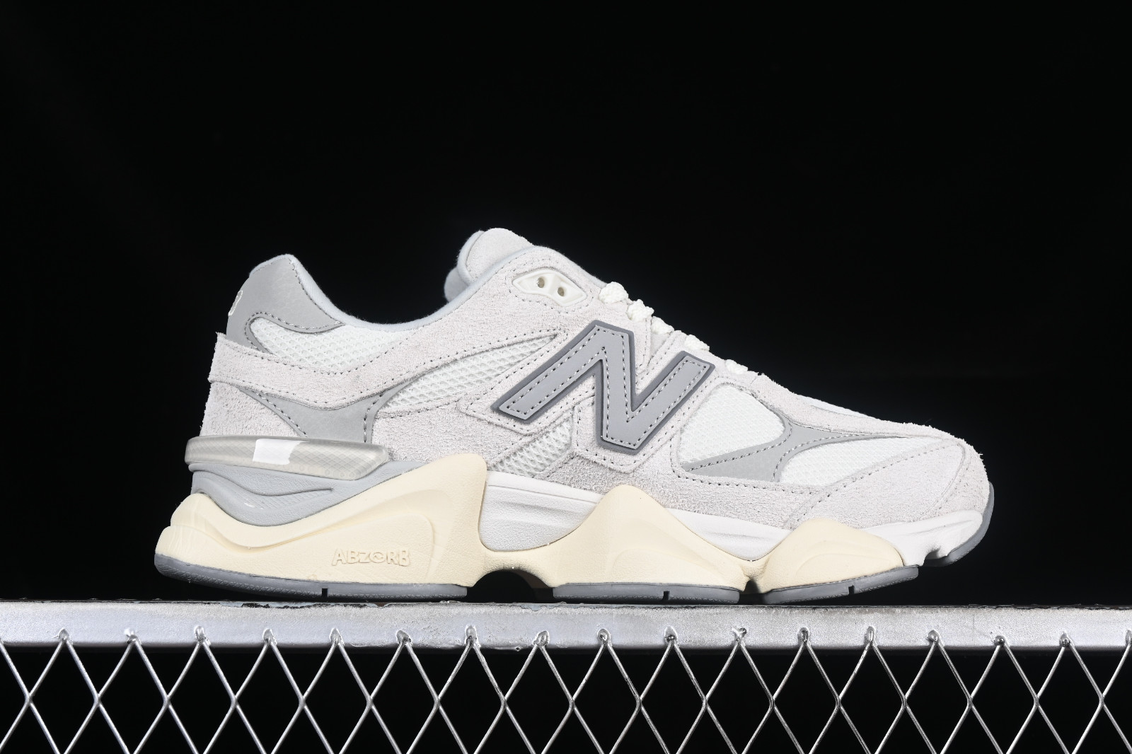 StarpixlShops - New Balance Cypher Run Adds Another Mid to the