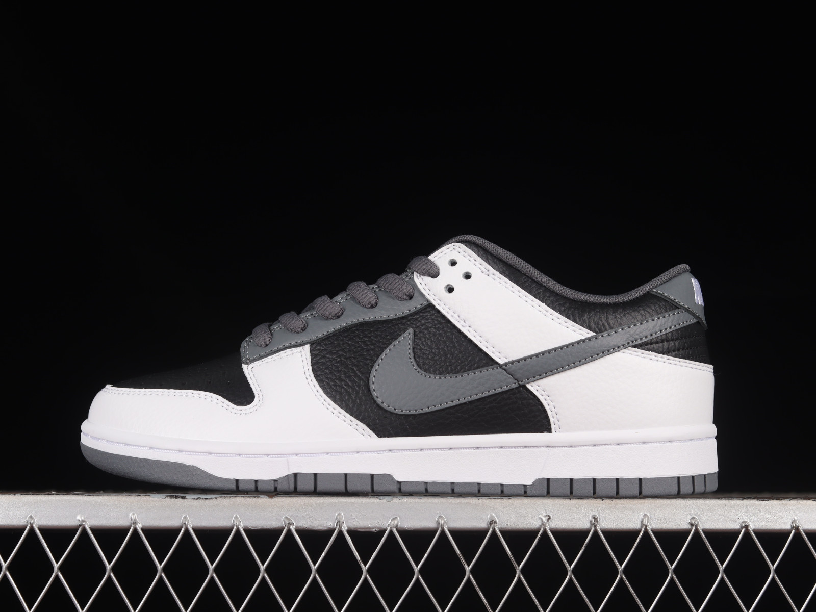 Nike SB Dunk Low Black White Grey MG3699 - CdsprovidenciaShops